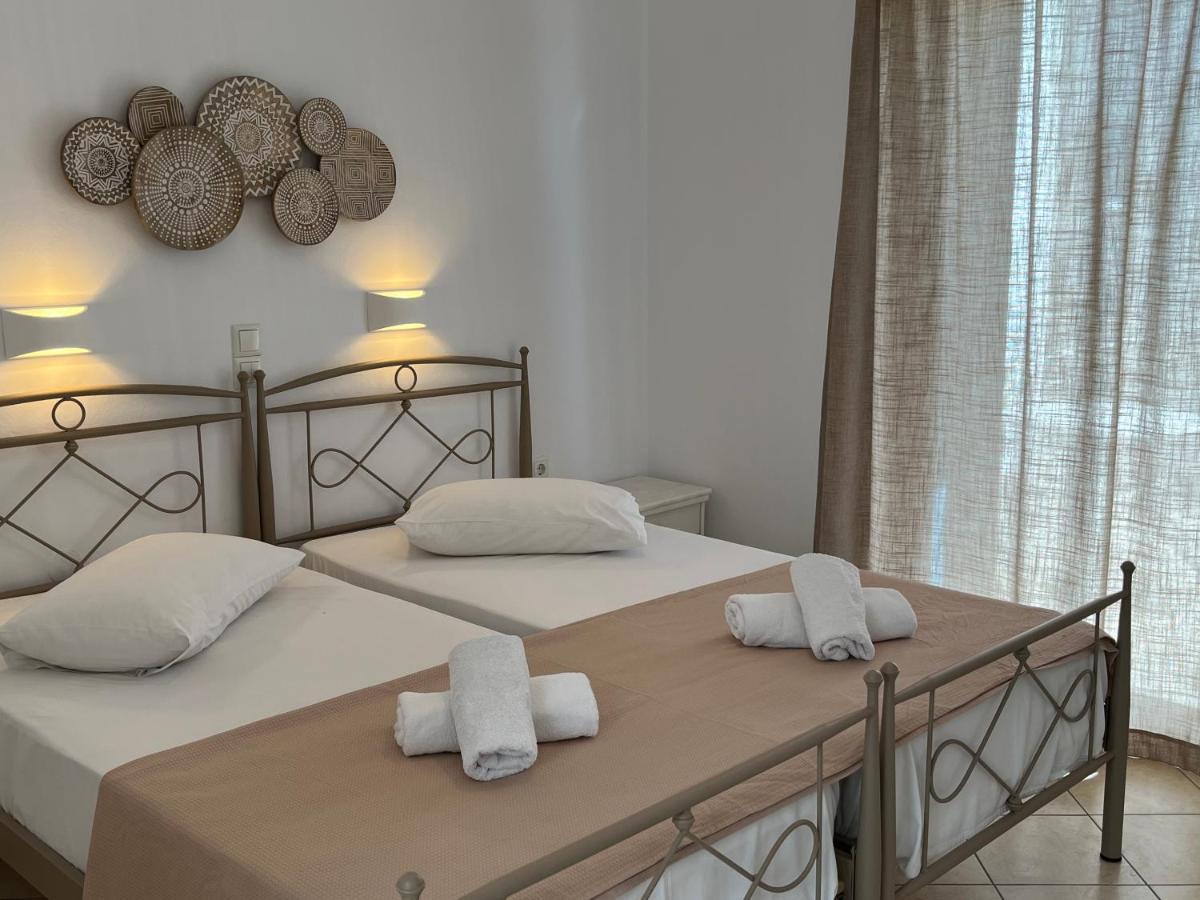 Hotel Chrisoula Antiparos Exterior foto