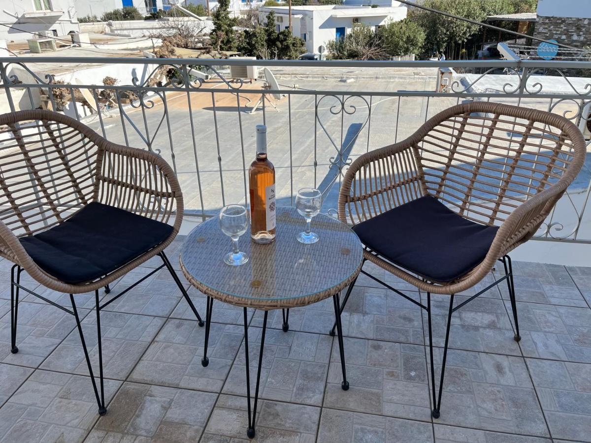 Hotel Chrisoula Antiparos Exterior foto
