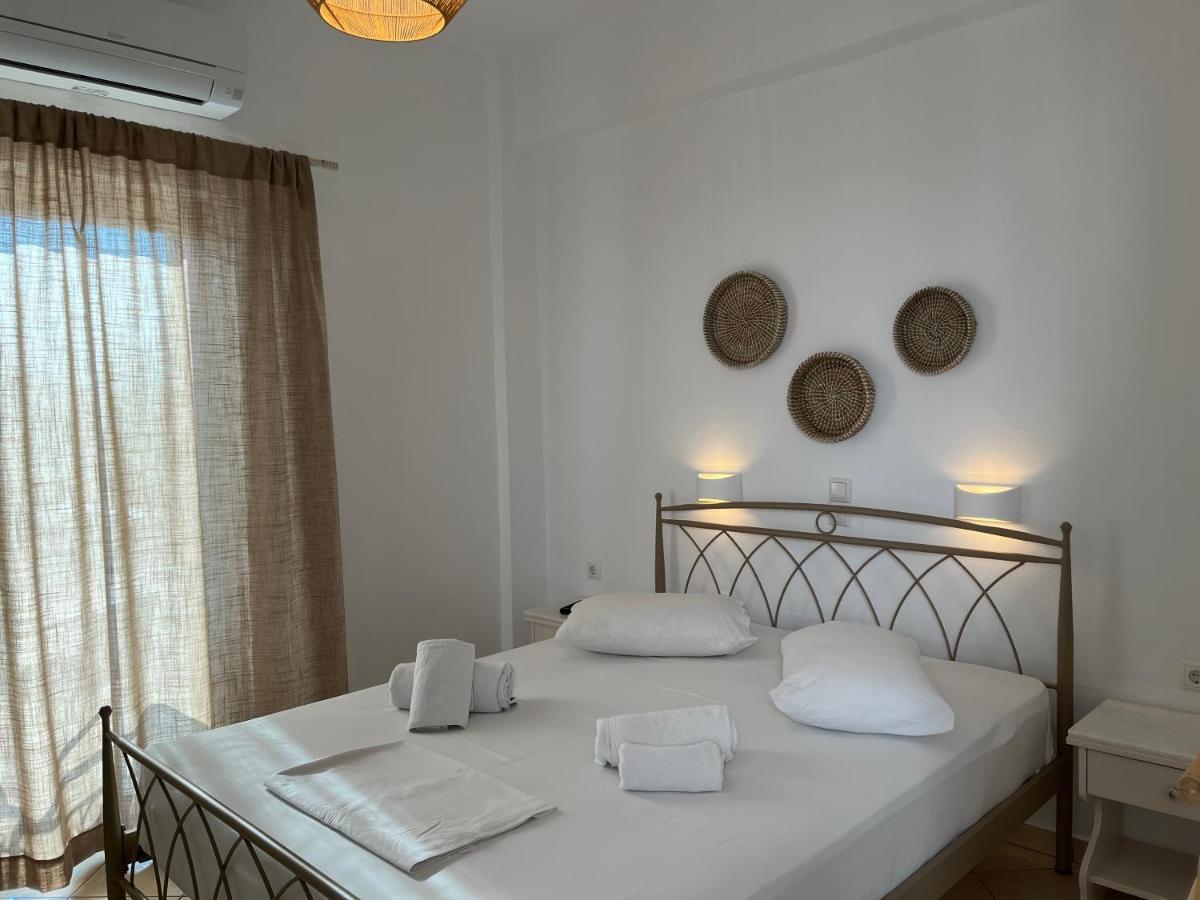 Hotel Chrisoula Antiparos Exterior foto